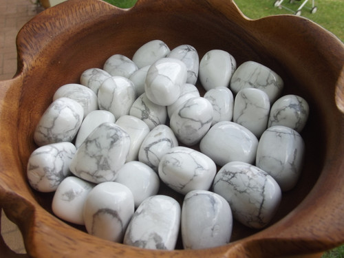 Howlite Tumbled stone