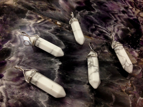 Howlite Point Pendant - Includes necklace 