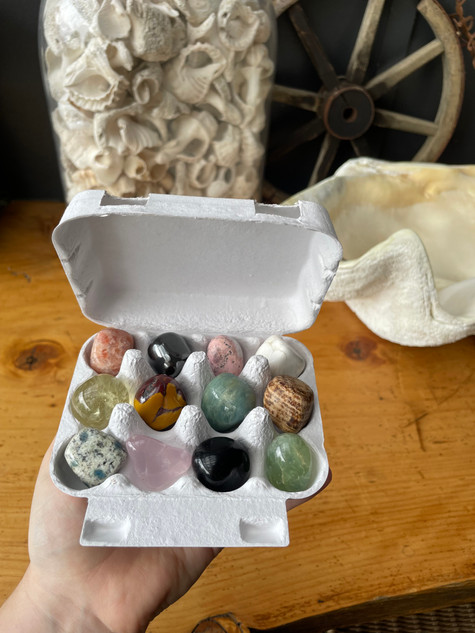 Easter Tumbled Stone Bundle – 12 Tumbled Stones in Mini Egg Carton Box