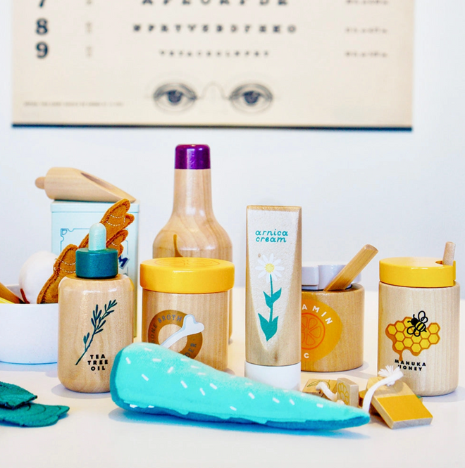 Natural Healer Kit - Wooden Toy Set