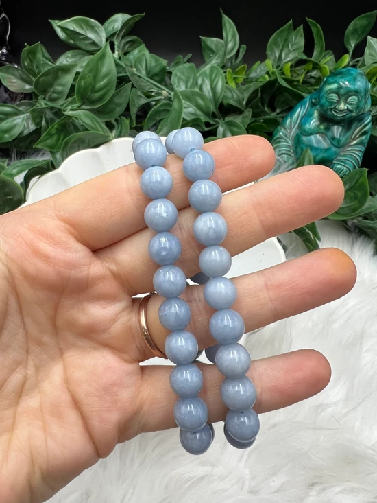 Angelite – Peace, Communication & Spiritual Connection