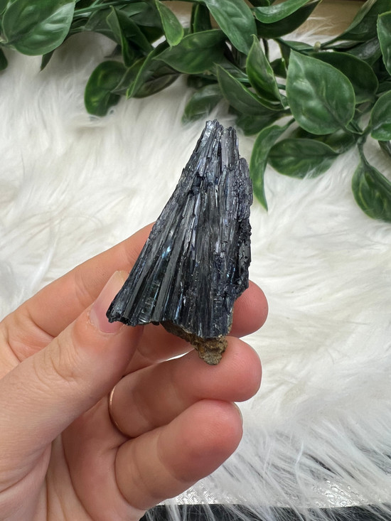 Vivianite Crystal Specimen 3 – Transformation, Shadow Work & Deep Healing