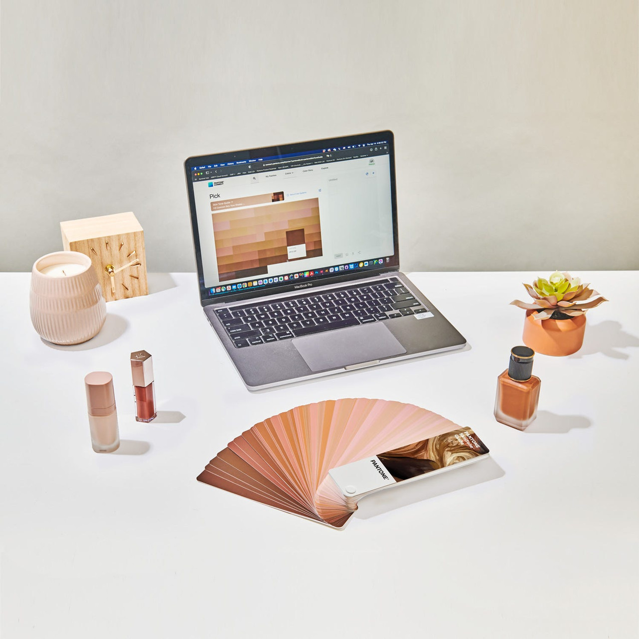 PANTONE® USA | PANTONE Limited Edition SkinTone Guide