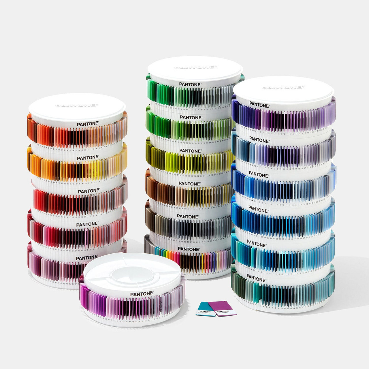PANTONE® USA | The Pantone Matching System™ Plastic Standard Chips