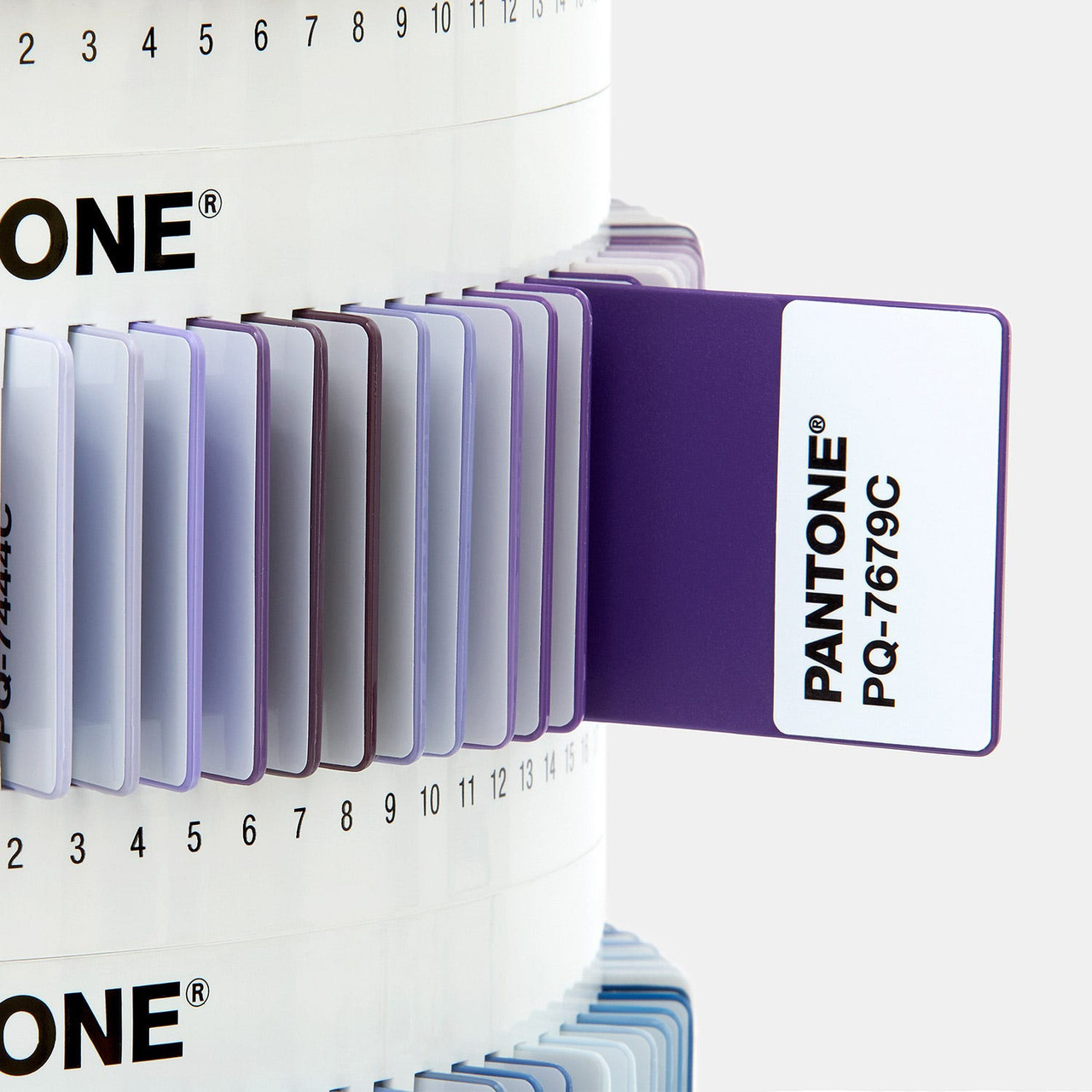 PANTONE® USA | The Pantone Matching System™ Plastic Standard Chips