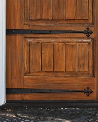 Door Straps and Clavos Hover image