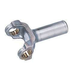 STRANGE TRANS. YOKE - GM TH400 32-SPLINE 1350 SERIES STGU1650