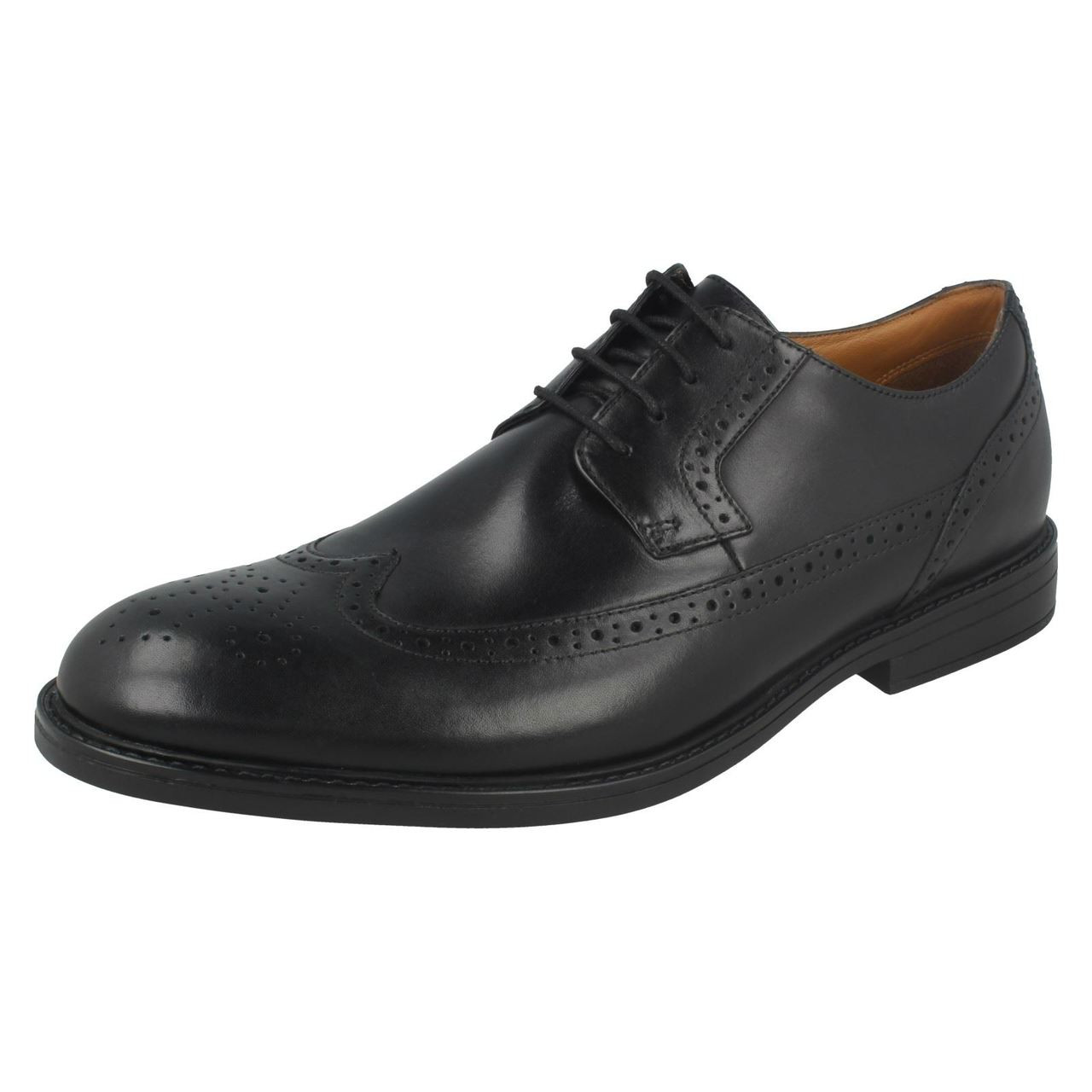 clarks brogues black