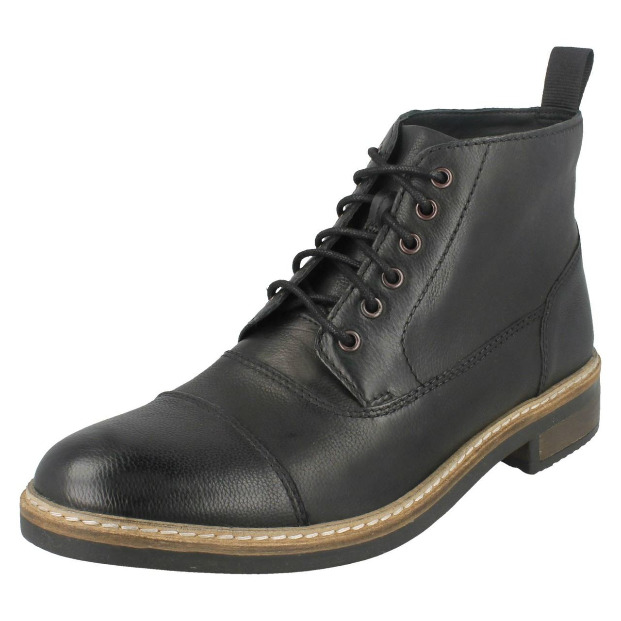 clarks cap toe boot