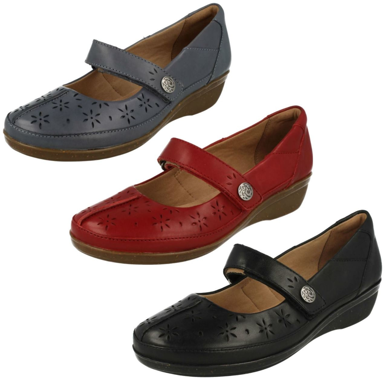 clarks ladies velcro shoes