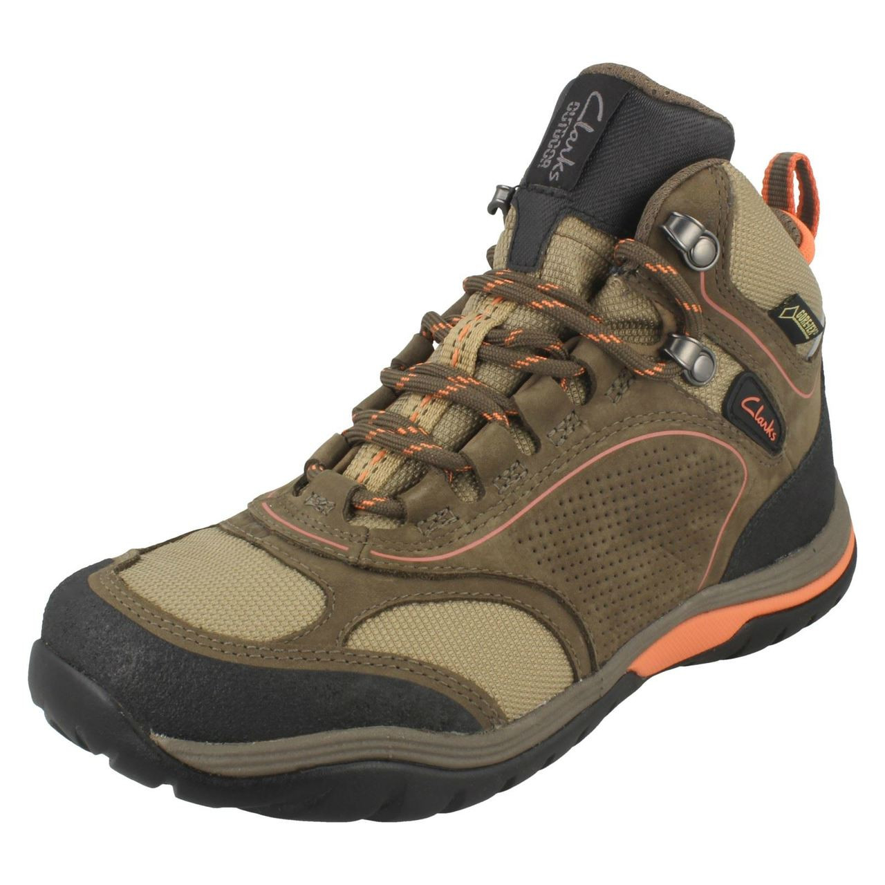 clarks hiking shoes