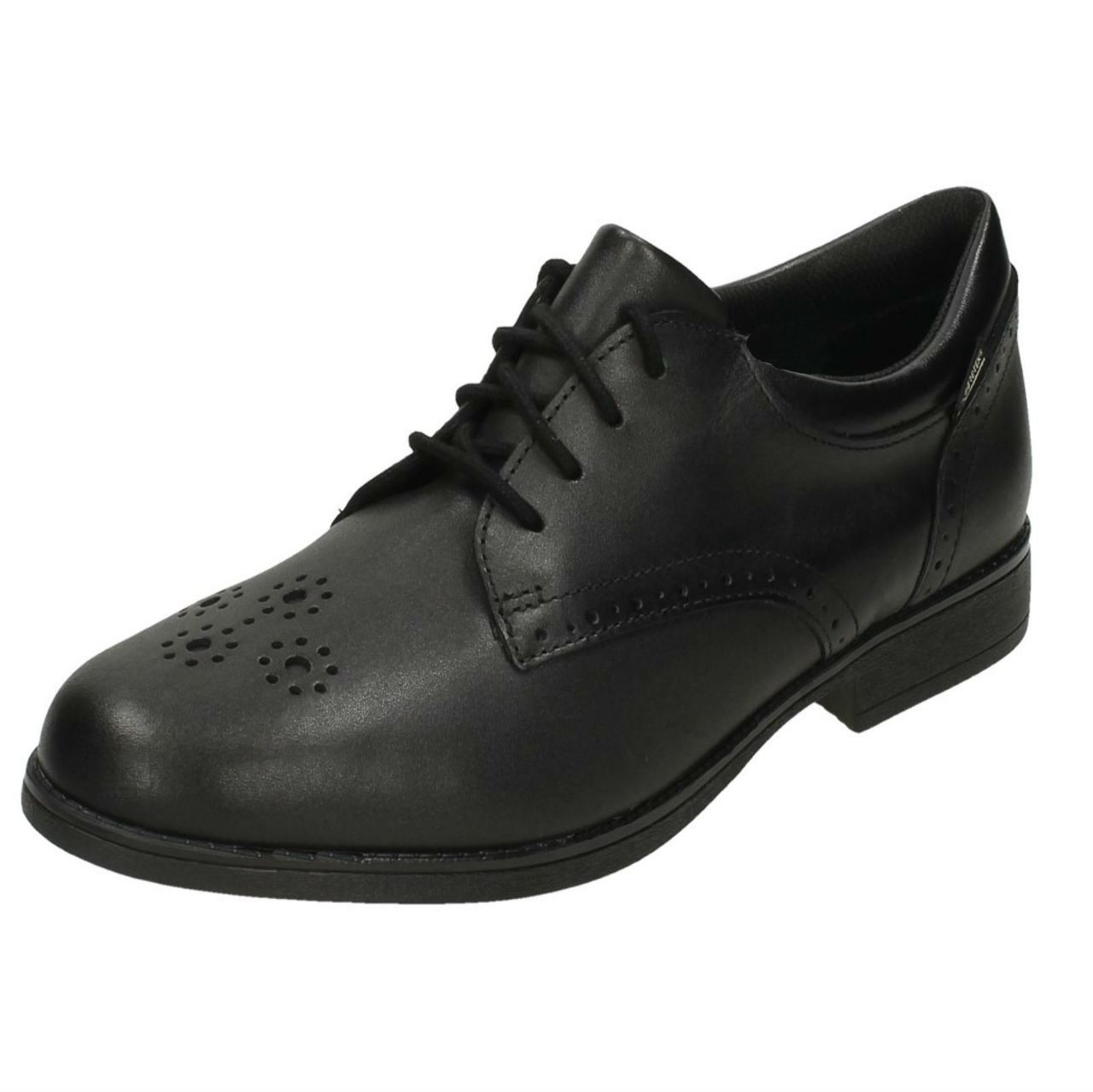 clarks girls brogues