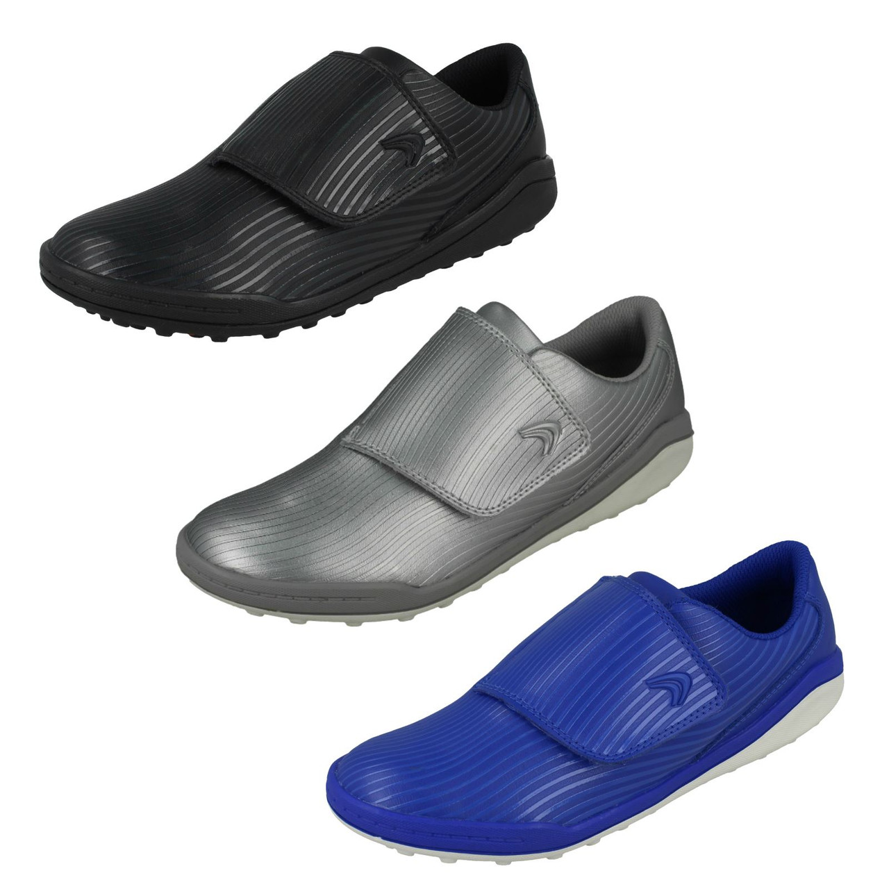 clarks trainers for boys