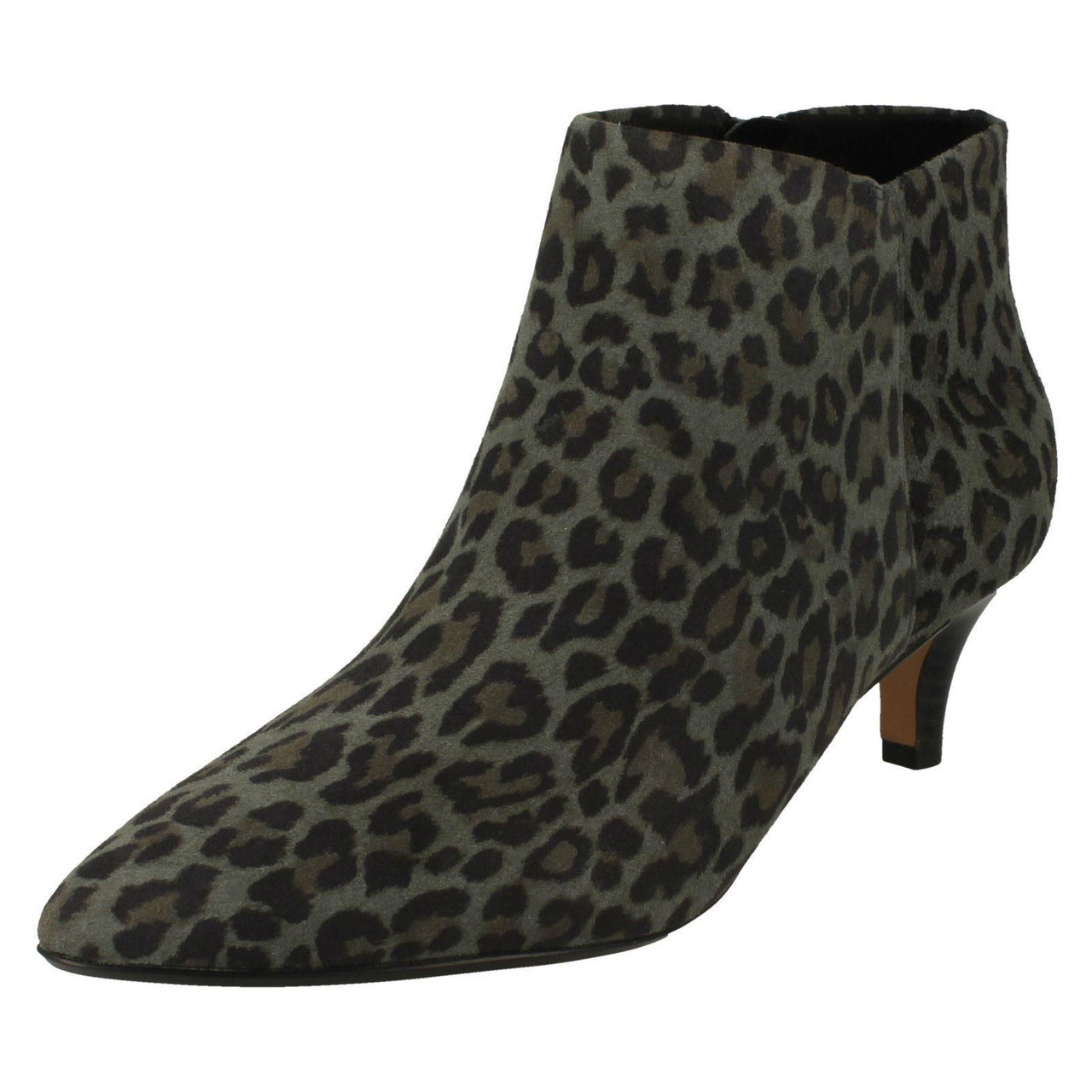 clarks kitten heel boots