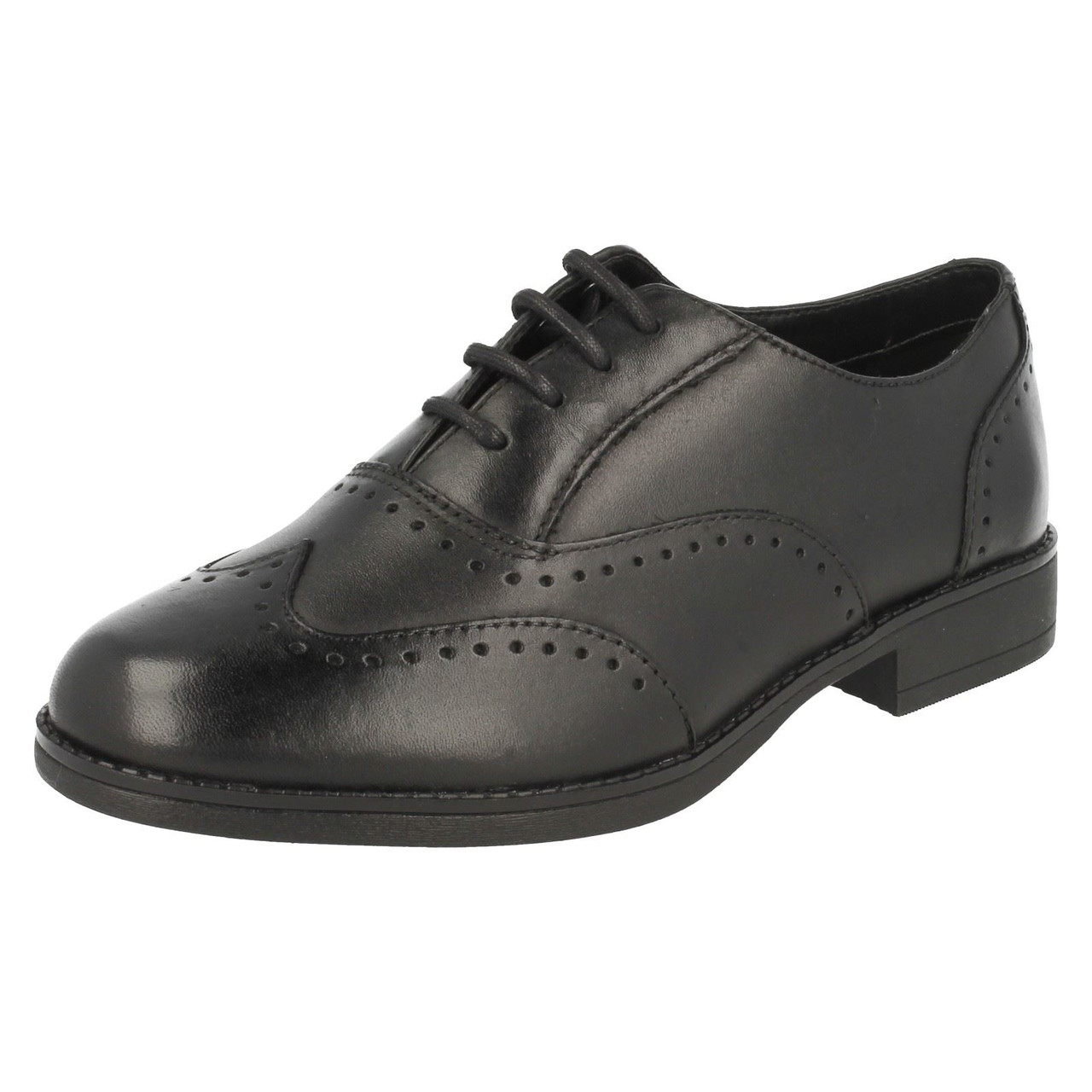 clarks lace up brogues