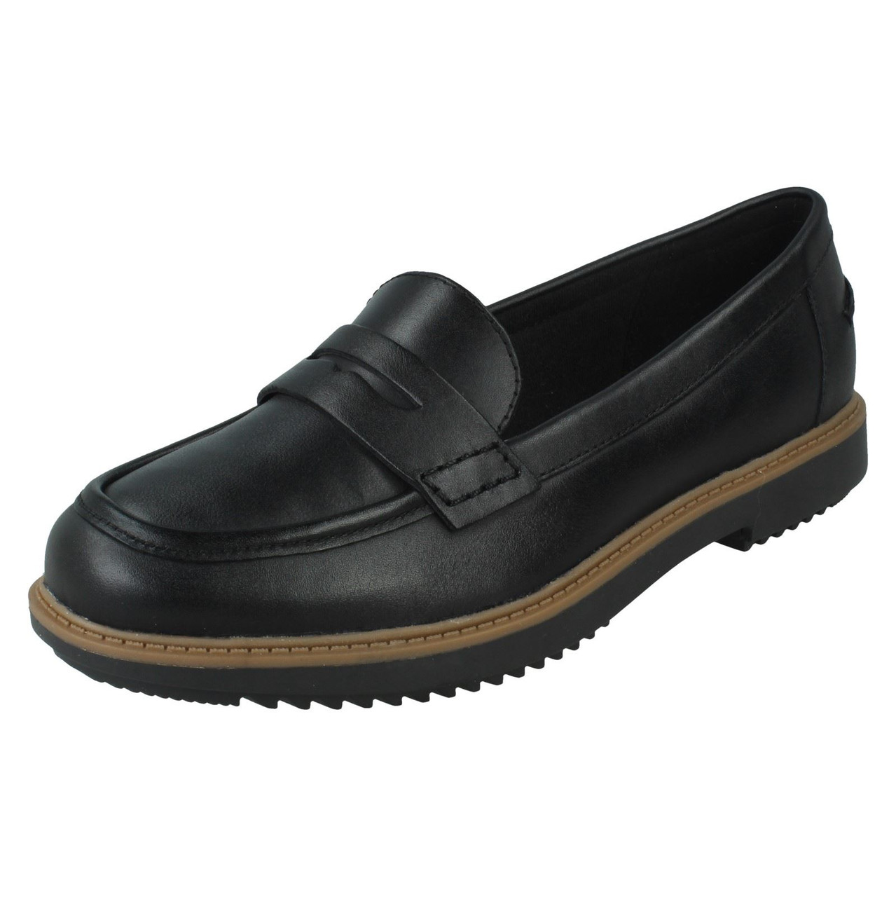 clarks raisie loafer