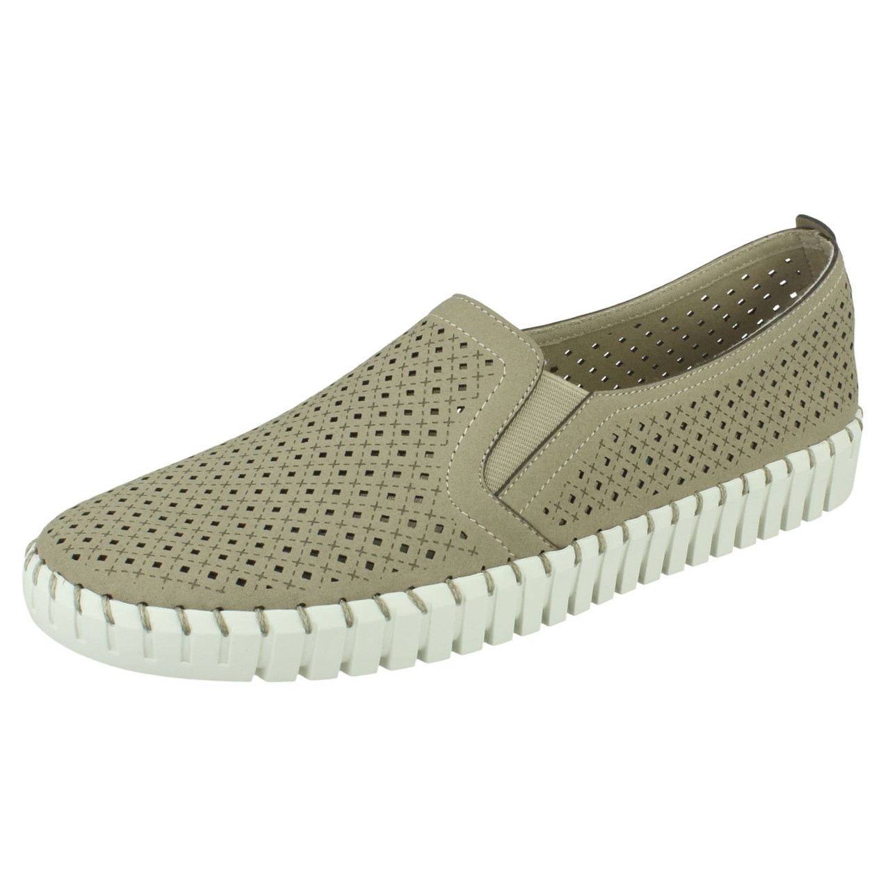 Skechers air cooled memory foam discount womens white