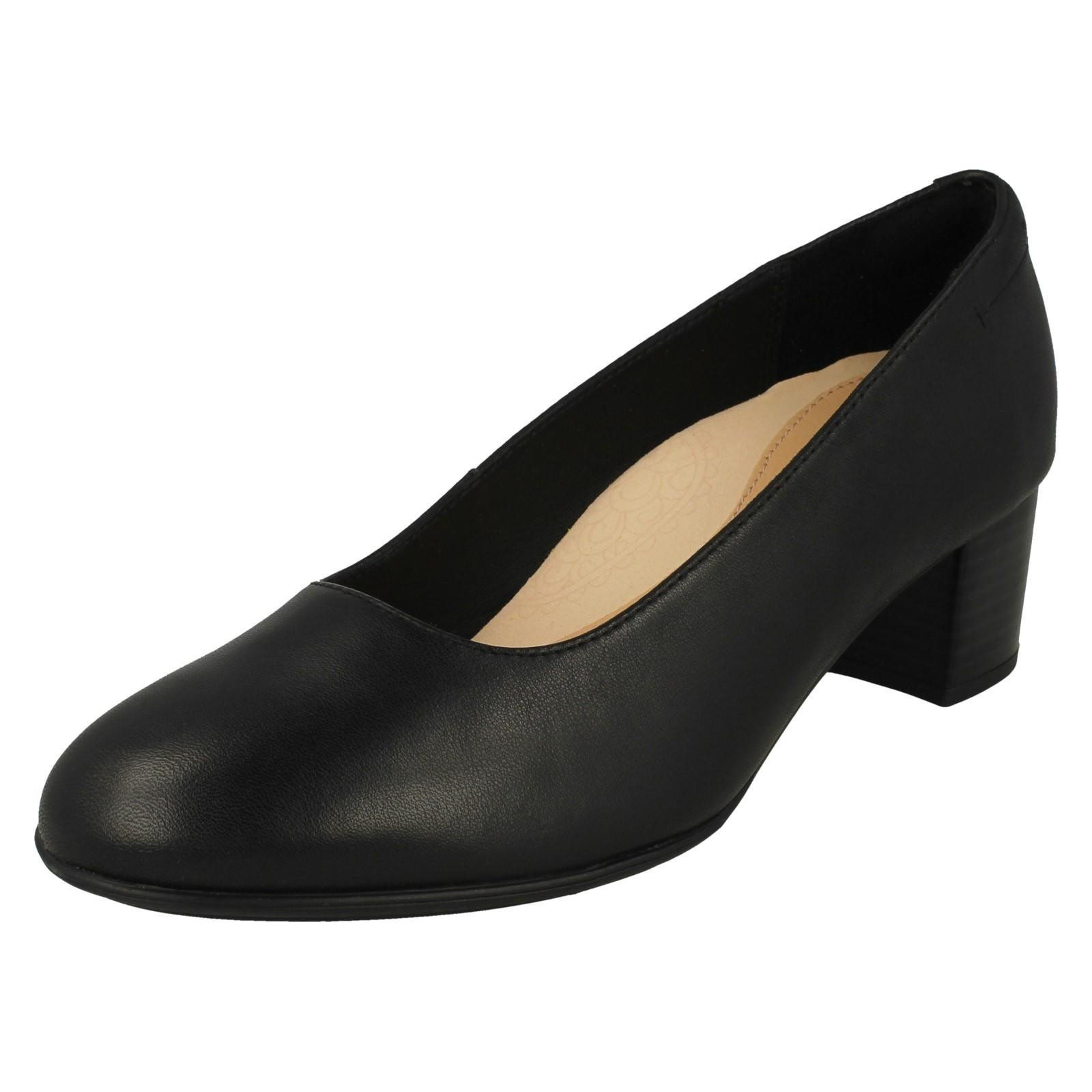 Ladies Clarks Block Heeled Court Shoes Linnae Pump