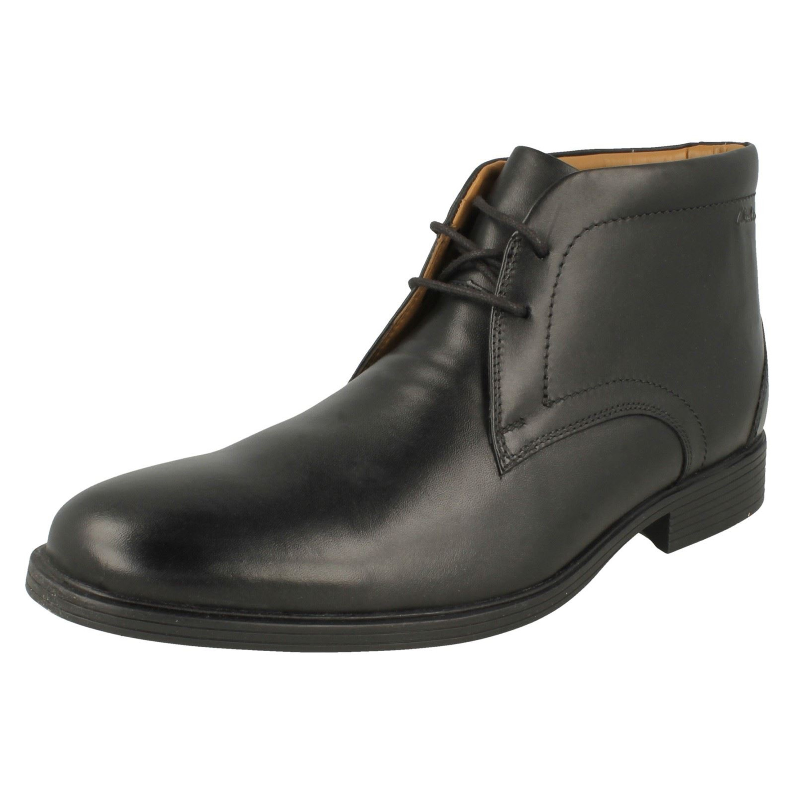Mens Clarks Lace Up Chukka Style Boots - Whiddon Mid
