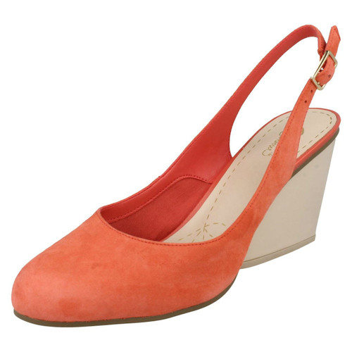 clarks demerara spice