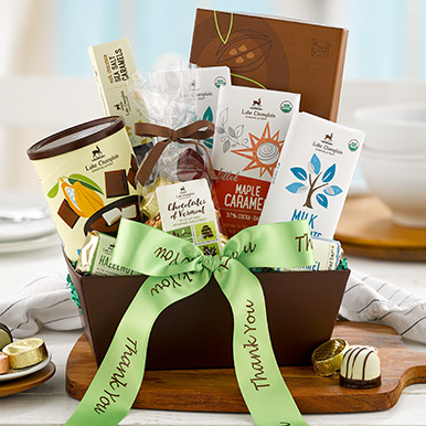 Rose and Ferrero Rocher Chocolate Gift Box | Chocolate gift boxes, Chocolate  gifts, Rose gift