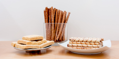 https://cdn11.bigcommerce.com/s-oyt6pom1dt/product_images/uploaded_images/hot-chocolate-bar-snacks.jpg