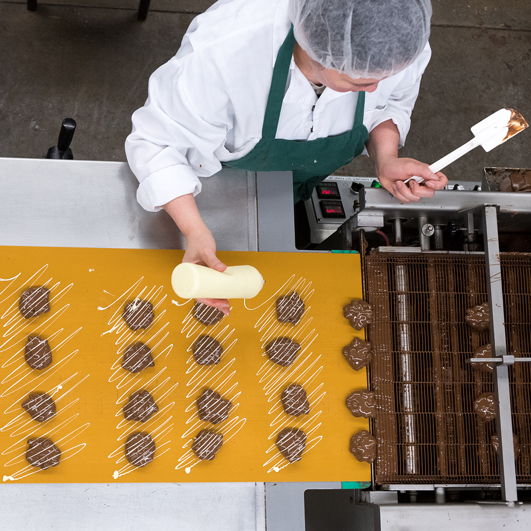 decorating clusters in the chocolate factory