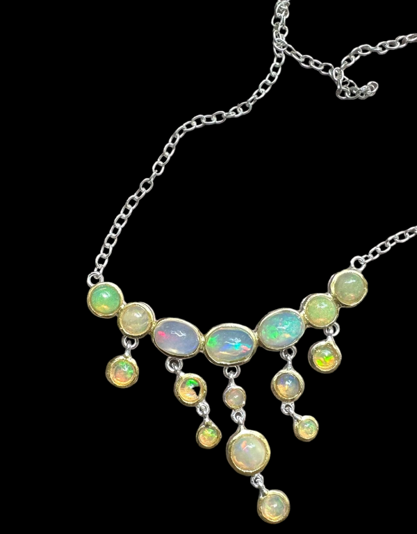 Colier opal