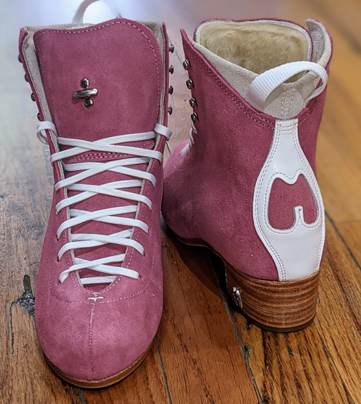 Pre-order Moxi Roller Skates "Strawberry / Dusty Rose " Jacks boots with banana cream liners and leather heel and soles.