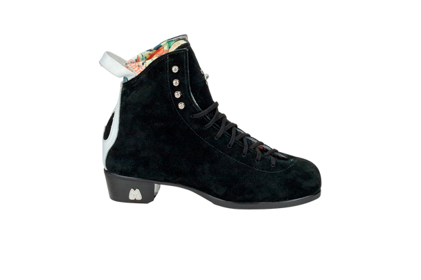 Moxi Roller Skates Black Jack  skatepark quad boots