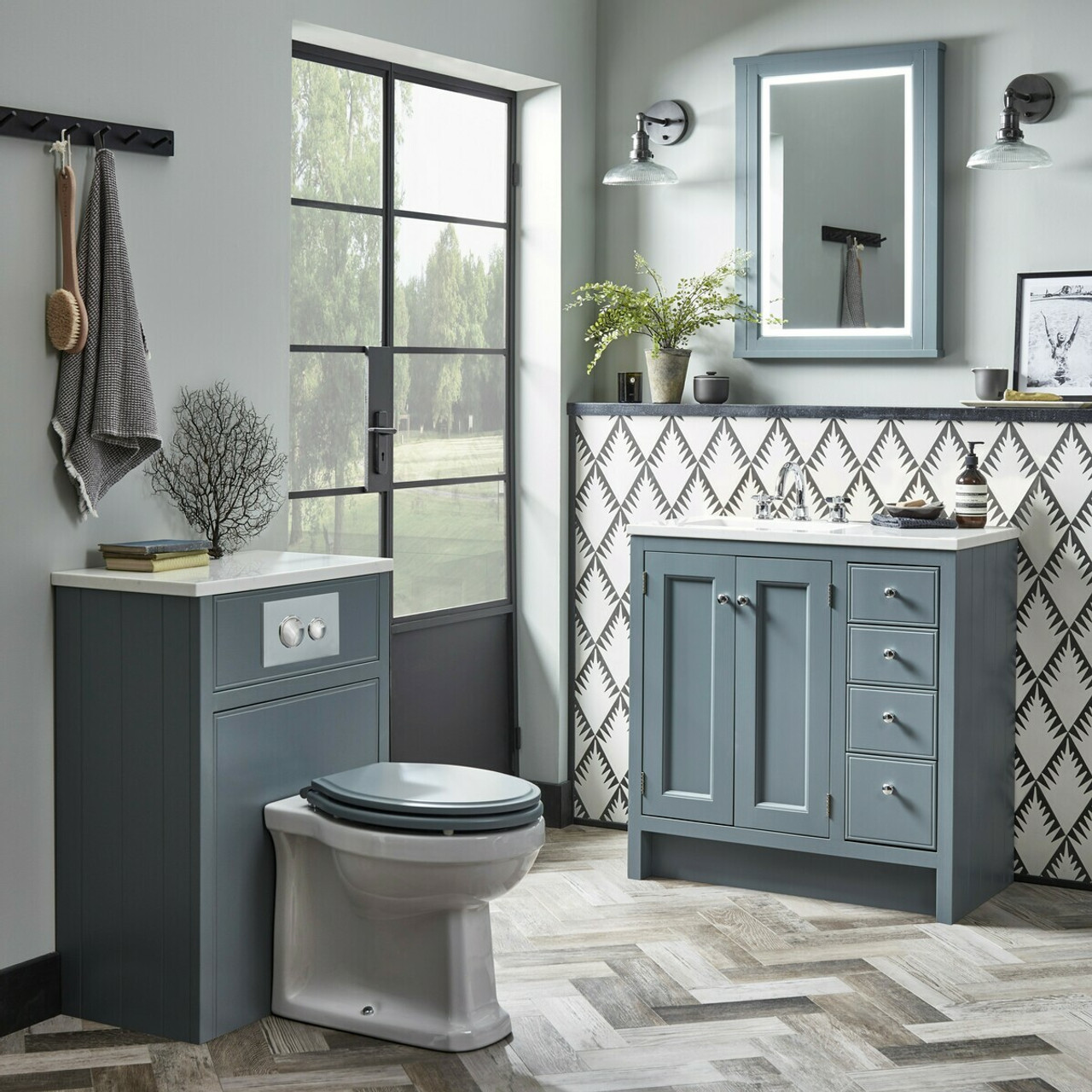 BATHROOM BASIN UNITS