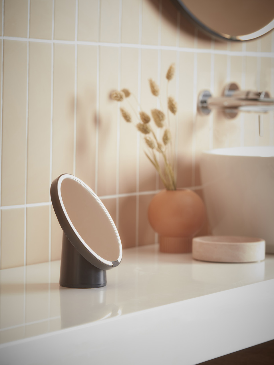 LOOP MIRROR | Tuscany Tiles & Bathrooms