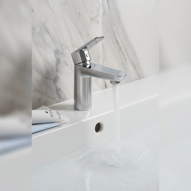 Photon Mono Basin Mixer with Universal Waste
