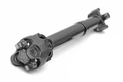 This double cardan style CV drive shaft is recommended for 94-95 Jeep YJ Wrangler models equipped with 4in suspension lifts to prevent driveline vibration and the rear output shaft from breaking.