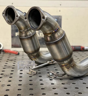 FEN FABrication - 2020+ Ford Explorer Performance Catted Downpipes
