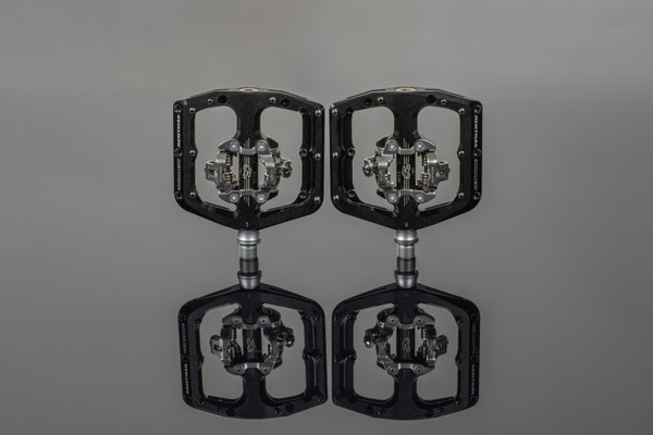 Renthal Cycle Revo-DHC Pedal -  Black - PD20001-001-01 User 1