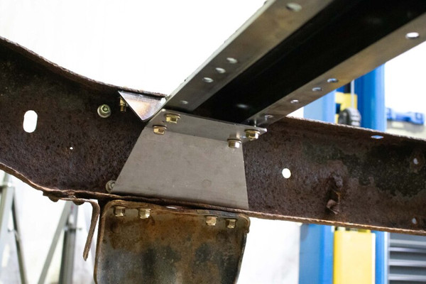 Rustbuster Center Frame Crossmember - RB7363 Photo - Primary