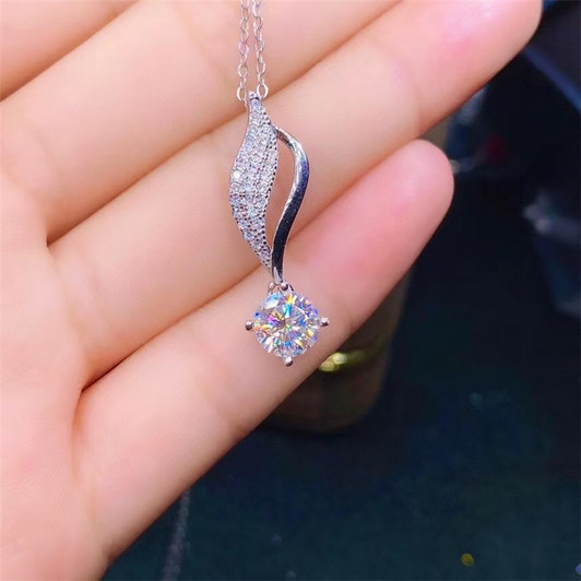 Moissanite Pendant 1CT 6.5MM VVS Lab Diamond Necklace Real 925 Sterling Silver Fine Jewelry for Women Wedding Anniversary Gift|Pendants|