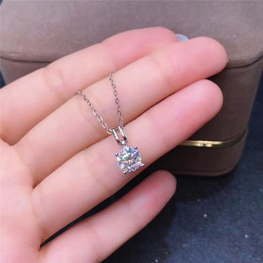 Moissanite Pendant 1CT VVS 6.5MM Lab Diamond Necklace Girl Anniversary Gift Simple Design Fine Jewelry Real 925 Sterling Silver|Pendants|