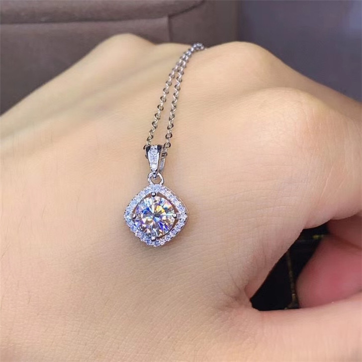 Moissanite Pendant 1CT 6.5MM VVS Lab Diamond Necklace for Women Wedding Party Anniversary Gift Real 925 Sterling Silver Necklace|Pendants|