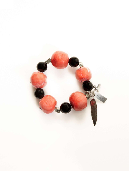 Coral and black onyx stones beaded bracelet