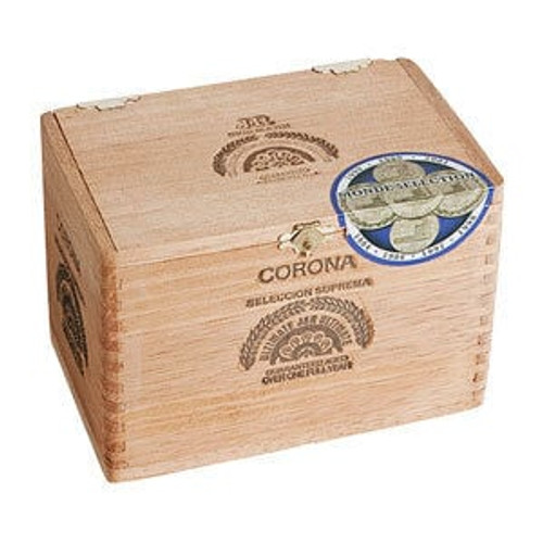 JR Ultimate No. 1 Natural Cigars - 7.25 x 54 (Box of 25) *Box