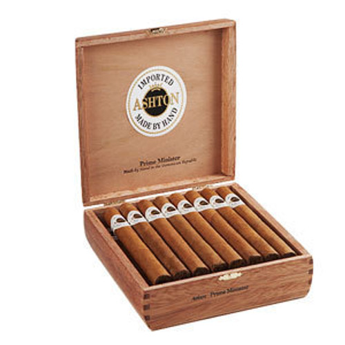 Ashton Corona Cigars - 5.5 x 44 (Box of 25) Open