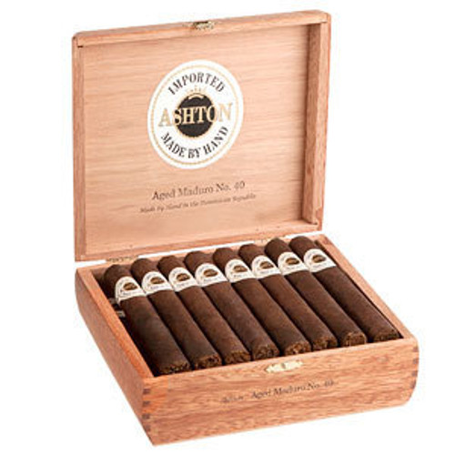 Ashton Aged Maduro No. 10 Cigars - 5 x 50 (Box of 25) Open