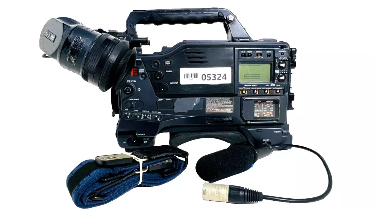 Panasonic AJ-SDX900P DVCPRO50 Camera W/AJ-VF20WP Viewfinder -05324