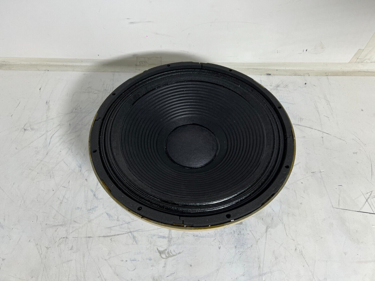 Apogee Sound 110-05F 15