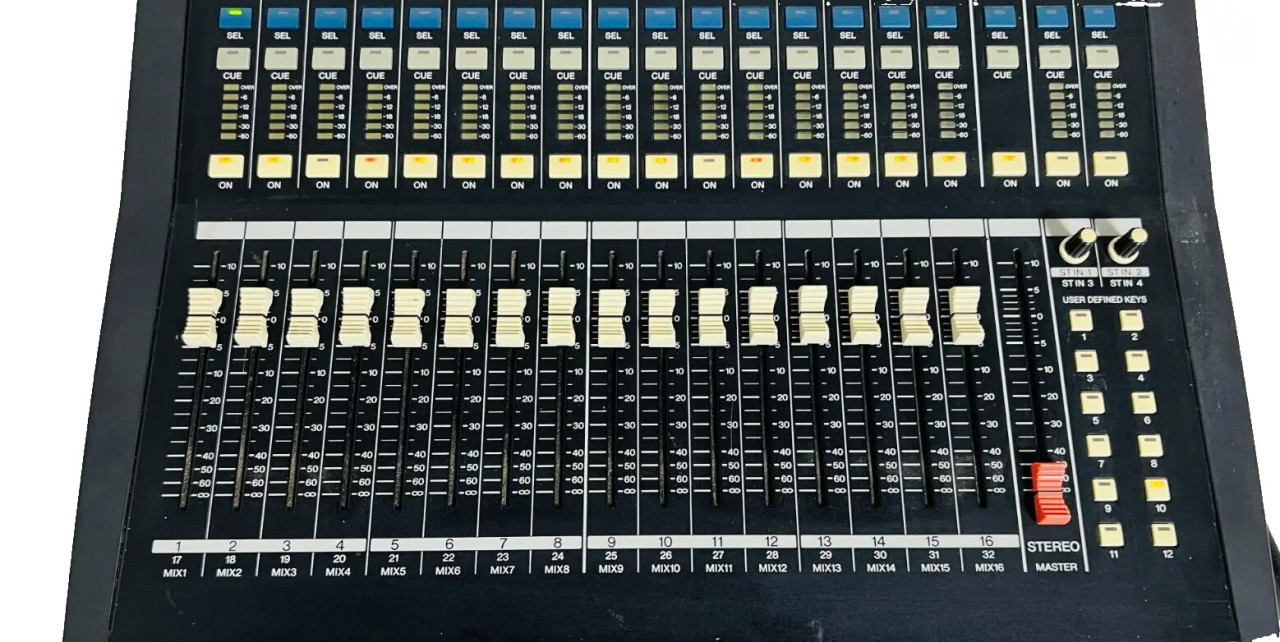 Yamaha LS9-16 Mixing Console #17205 (One) - True Heart Sound