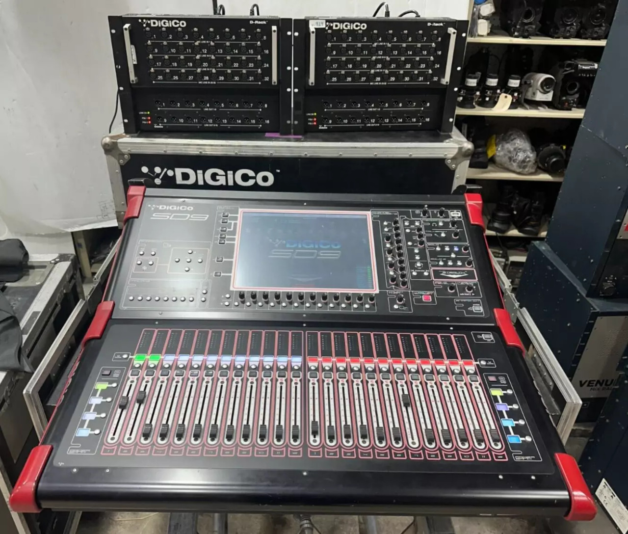 DIGICO SD9 DIGITAL MIXING CONSOLE W/DRack 64x32 (One) - True Heart