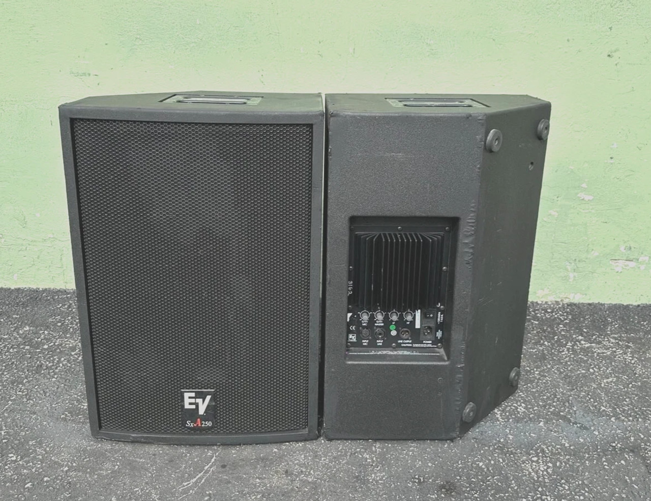 EV ELECTRO-VOICE SXA250 Powered Speaker -7176 (Pair) - True
