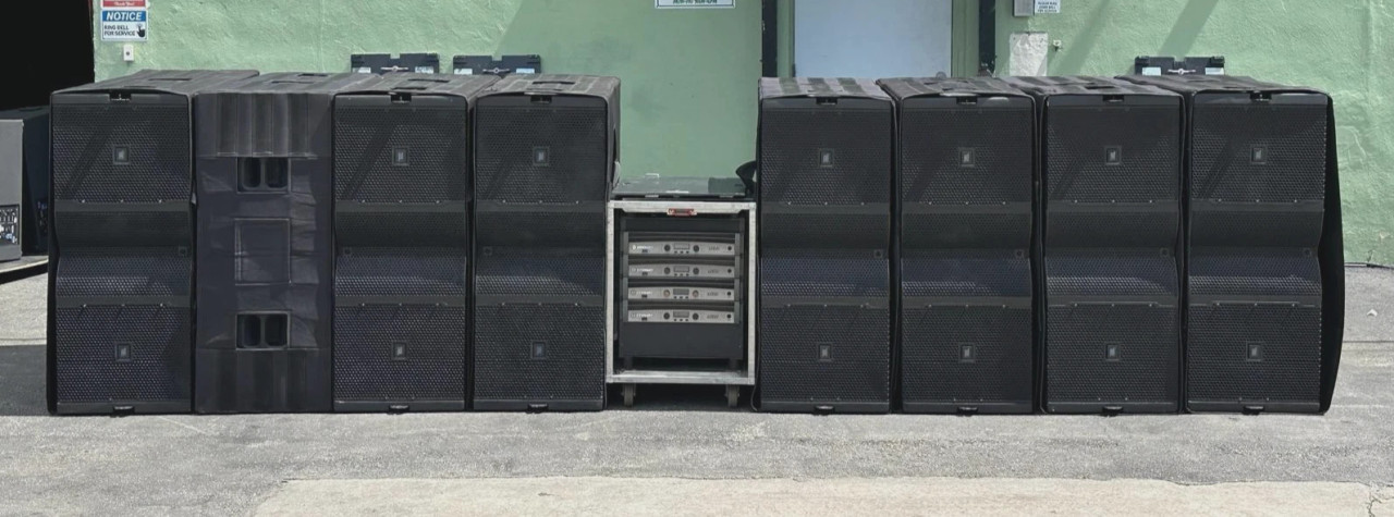 TYLER DURDEN と42● JBL Control One ペア JBL Control One Outdoor All-weather indoor/outdoor speakers at